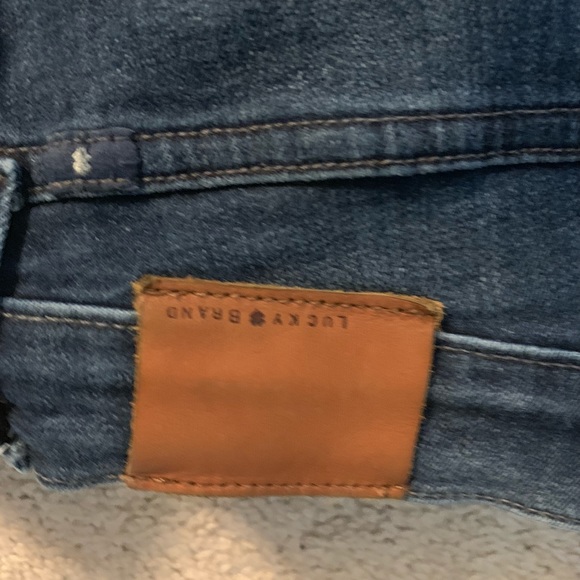 Lucky Brand Jeans - Picture 2 of 5